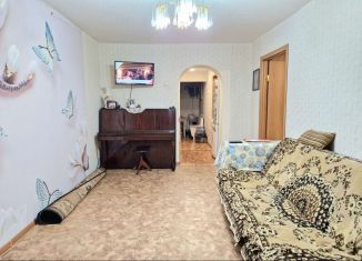 Продаю 3-комнатную квартиру, 60 м2, Менделеевск, улица Чоловского