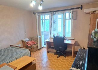 Сдается 2-ком. квартира, 42.5 м2, Екатеринбург, улица Академика Бардина, 32к1, улица Академика Бардина