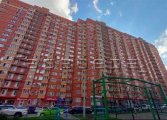 1-комнатная квартира на продажу, 40 м2, Красноярск, ЖК Радужный, Соколовская улица, 72А