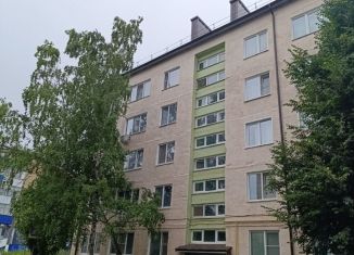 Продается 3-ком. квартира, 60.9 м2, Мордовия, улица Петрова, 38