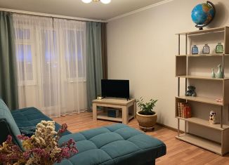 Аренда двухкомнатной квартиры, 50 м2, Магнитогорск, улица Завенягина, 12