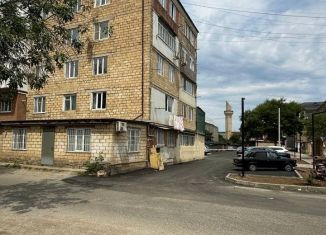 Продаю 1-комнатную квартиру, 32 м2, Дербент, улица Свердлова, 14