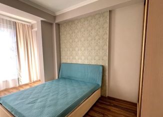 Трехкомнатная квартира в аренду, 65 м2, Сочи, улица Куйбышева, 29к2