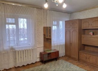 Продам 3-ком. квартиру, 55 м2, Крымск, улица Вавилова, 13