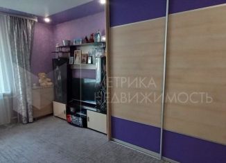 Трехкомнатная квартира на продажу, 65 м2, посёлок городского типа Боровский, улица Островского, 34