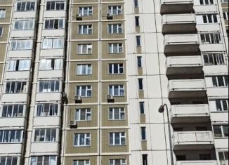 Продаю 2-комнатную квартиру, 56.9 м2, Москва, Челобитьевское шоссе, 12к1