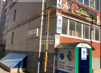 Продаю торговую площадь, 84.7 м2, Киров, Стахановская улица, 16/1, Октябрьский район