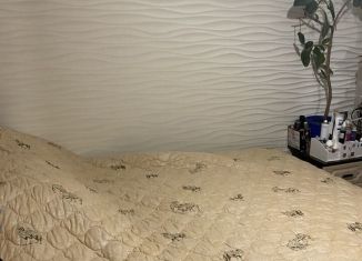 Продажа 4-ком. квартиры, 64 м2, посёлок городского типа Усть-Донецкий, Садовая улица, 3