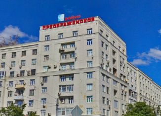 Продажа трехкомнатной квартиры, 78 м2, Москва, Преображенская улица, 5/7, метро Семеновская