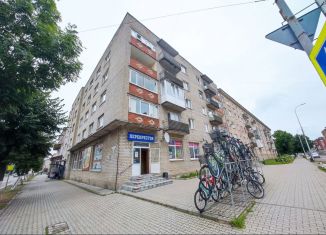 Продается однокомнатная квартира, 34.6 м2, Гусев, улица Победы, 15