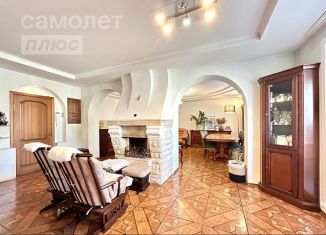 Продается трехкомнатная квартира, 111 м2, Архангельская область, Воскресенская улица, 17