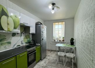 Продается 3-ком. квартира, 65 м2, Братск, улица Гагарина, 107