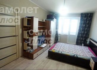 Продается 1-ком. квартира, 37.5 м2, Курск, проспект Анатолия Дериглазова, 91