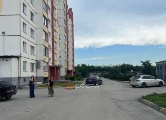 Продам однокомнатную квартиру, 32.5 м2, Новосибирск, улица Сибиряков-Гвардейцев, 64/2, ЖК Матрешки