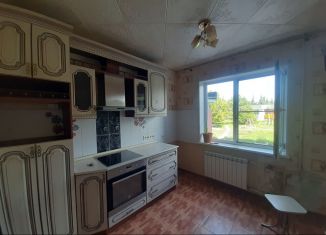 Продается трехкомнатная квартира, 63 м2, Озёрск, проспект Карла Маркса, 22