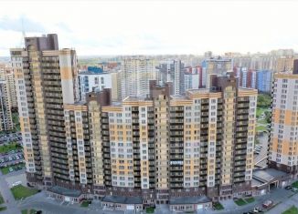 Продам 1-ком. квартиру, 46 м2, Санкт-Петербург, улица Маршала Казакова, 58с1, метро Проспект Ветеранов