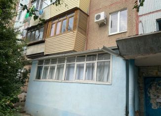 Продается 2-комнатная квартира, 44.2 м2, Волжский, улица Мира, 39