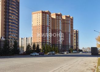 Продается 3-комнатная квартира, 83.9 м2, Новосибирск, Калининский район, улица Тюленина, 28