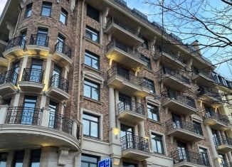 2-ком. квартира на продажу, 85 м2, Санкт-Петербург, Кирочная улица, 57