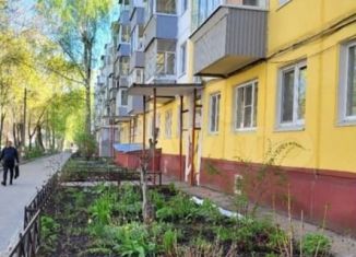 Продам 2-ком. квартиру, 46 м2, Ульяновская область, улица Полбина, 63