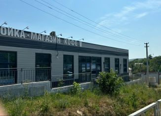 Продаю помещение свободного назначения, 217.9 м2, село Варваровка, Центральная улица, 4А