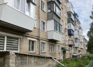 Продается 2-ком. квартира, 43.3 м2, Копейск, улица Кожевникова, 1