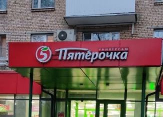 Сдаю в аренду торговую площадь, 2 м2, Москва, улица Генерала Глаголева, 25к1, район Хорошёво-Мнёвники