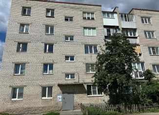 Продаю 1-ком. квартиру, 32.1 м2, Свердловская область, улица Орджоникидзе, 19