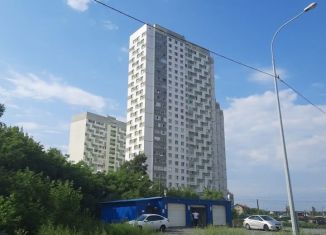 Продаю квартиру студию, 34.5 м2, Екатеринбург, бульвар Петра Кожемяко, 16, метро Чкаловская