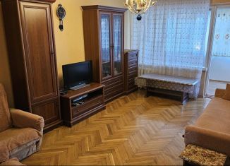 Аренда 4-комнатной квартиры, 70 м2, Туапсе, улица Карла Маркса, 1