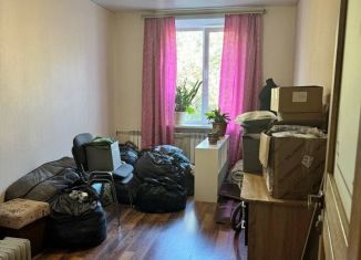 Продается трехкомнатная квартира, 80 м2, Костромская область, улица Гагарина, 3