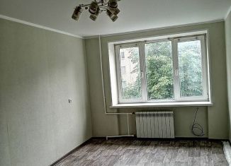 Продам 2-ком. квартиру, 45 м2, Белгородская область, улица Лазарева, 6