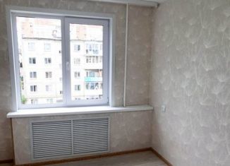 Продам двухкомнатную квартиру, 38 м2, Краснокамск, Рождественский проезд, 3Б