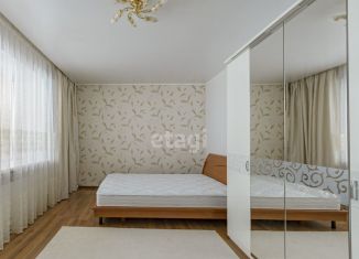 Продаю 3-комнатную квартиру, 95 м2, Тюмень, улица Мельникайте, 125А, Восточный округ