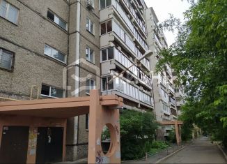 Продается двухкомнатная квартира, 47.6 м2, Екатеринбург, Советская улица, 43, Кировский район