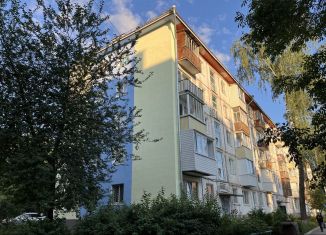 Продается 2-комнатная квартира, 45 м2, Удмуртия, Воткинское шоссе, 32