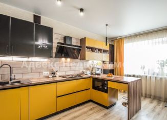 Продается трехкомнатная квартира, 105.4 м2, Тюмень, Широтная улица, 118к1