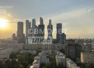 Продаю пятикомнатную квартиру, 230 м2, Москва, Резервный проезд, 4