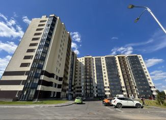 Продам однокомнатную квартиру, 32.3 м2, деревня Куттузи, Уланская улица, 1