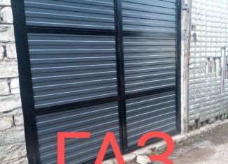 Гараж на продажу, 30 м2, поселок городского типа Карабаш, улица Чапаева, 15