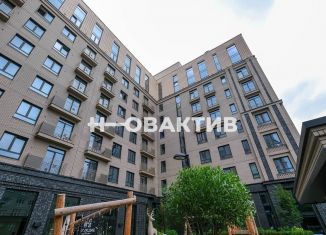 Продается 2-ком. квартира, 55 м2, Новосибирск, улица Михаила Перевозчикова, 4