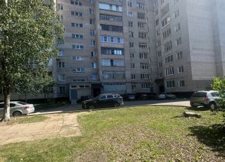 Продается пятикомнатная квартира, 97 м2, Великий Новгород, Псковская улица, 40