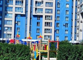 Продажа 2-комнатной квартиры, 80.3 м2, Красноярск, ЖК Лазурный, улица Авиаторов, 39