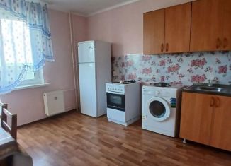 Сдаю двухкомнатную квартиру, 55 м2, Крымск, улица Надежды, 7А