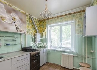 Продаю 2-ком. квартиру, 45 м2, Брянская область, Новозыбковская улица, 18