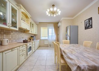 Продается 2-комнатная квартира, 83.4 м2, Краснодар, улица имени П.М. Гаврилова, 27, ЖК Триумф