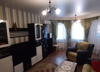 Сдается 3-ком. квартира, 90 м2, Дмитров, Чекистская улица, 8