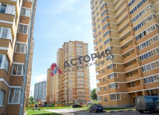 Продажа 1-ком. квартиры, 46 м2, Тула, улица Макаренко, 30, ЖК Солнечный