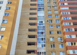 Продам двухкомнатную квартиру, 63.3 м2, Уфа, улица Габдуллы Амантая, 10/1