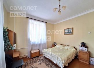 Продам 3-комнатную квартиру, 69.9 м2, рабочий посёлок Константиновский, улица Ленина, 11